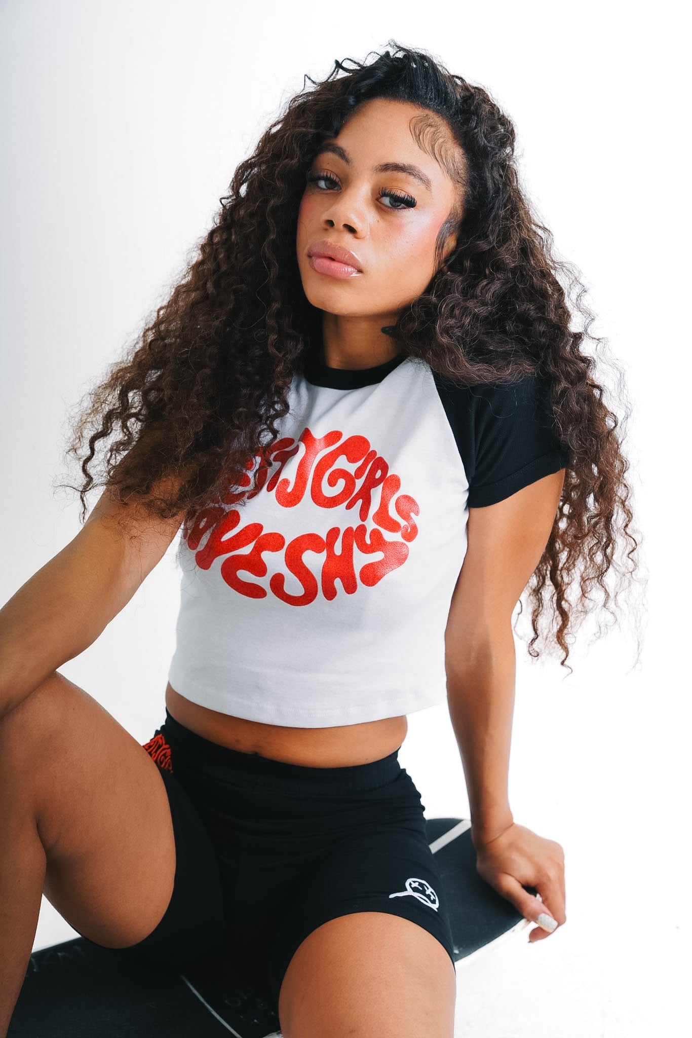 Pretty Girls Love SHY SET